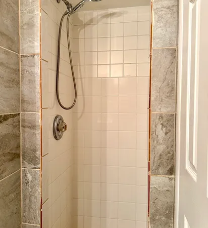 $361,000 | 533 Redwood Road, Bolingbrook, IL 60440