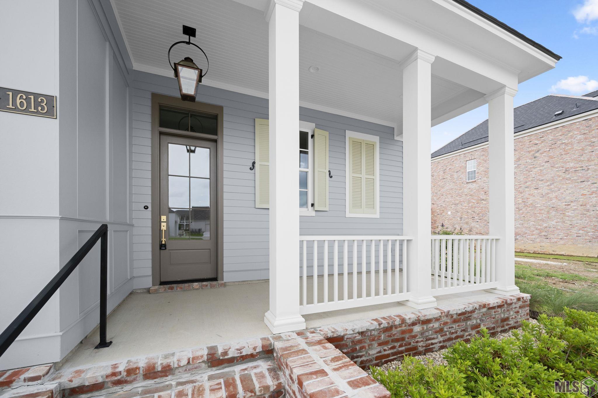 1613 Rue De Grand Baton Rouge, LA 70808 - Photo 4 of 42 Gallery Image 4