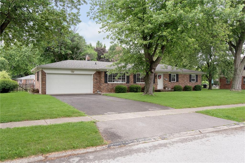 8238 Oris Road Indianapolis, IN 46259 - Photo 2 of 24 Gallery Image 2