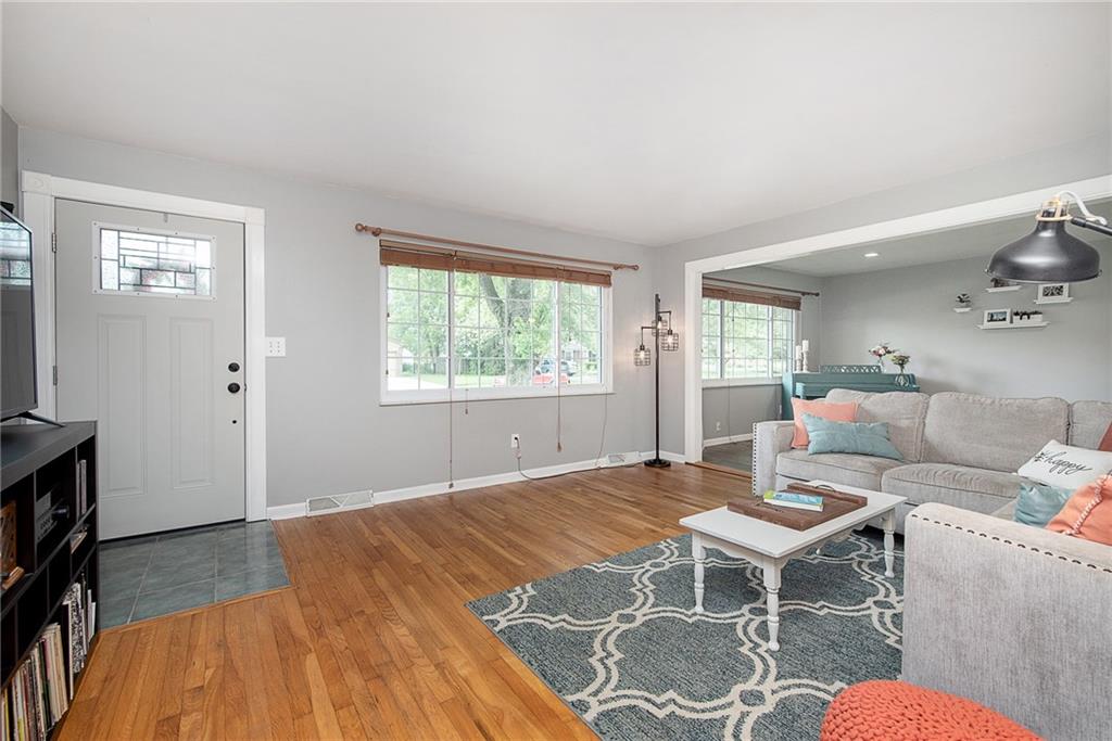 8238 Oris Road Indianapolis, IN 46259 - Photo 4 of 24 Gallery Image 4