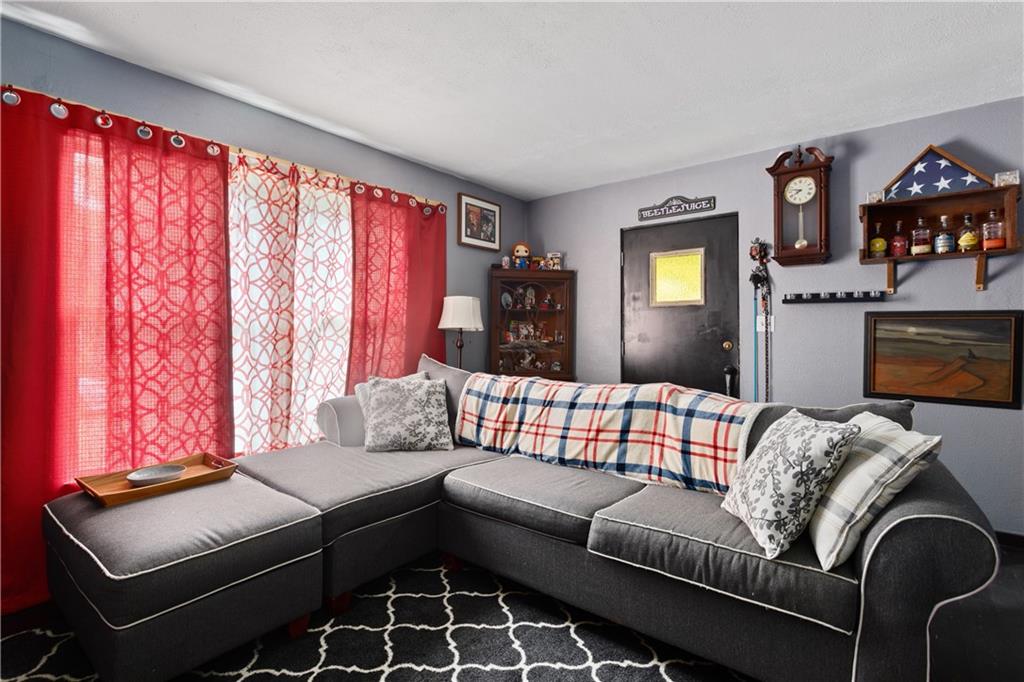 614 Walnut Street Springdale, PA 15144 - Photo 6 of 25 Gallery Image 6