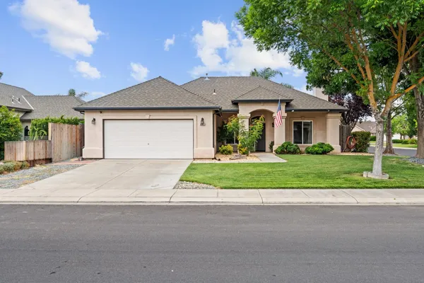 $499,000 | 6541 Graybark Lane, Hughson, CA 95326