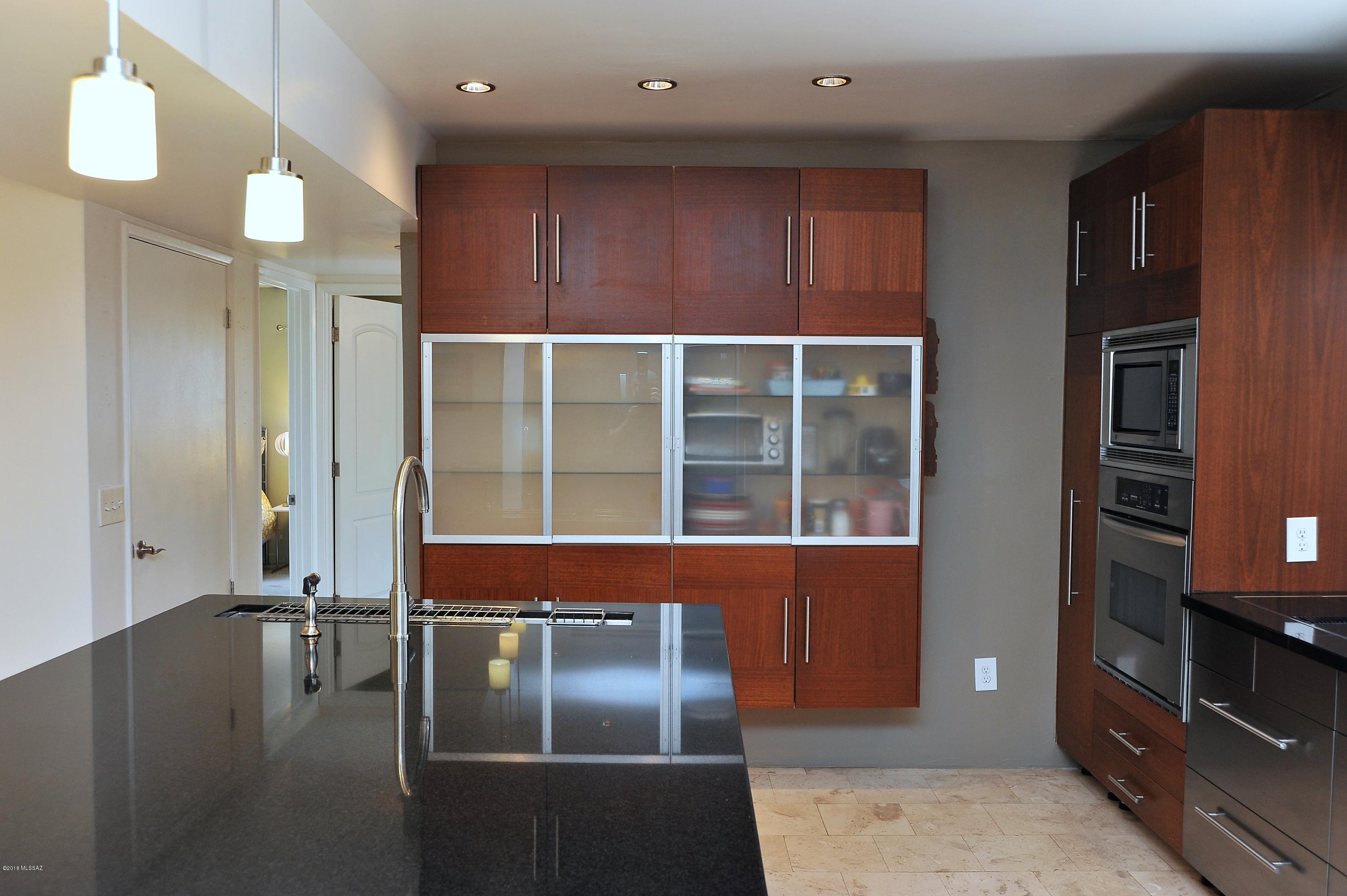 5565 North Linda Road Tucson, AZ 85704 - Photo 8 of 50 Gallery Image 8