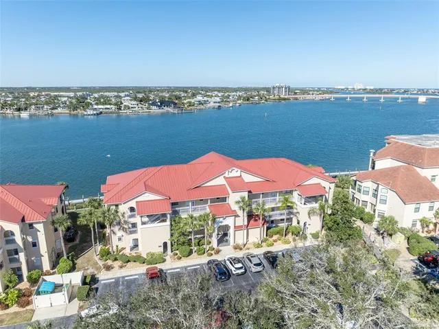 $489,000 | 440 Bouchelle Drive, Unit 302, New Smyrna Beach, FL 32169