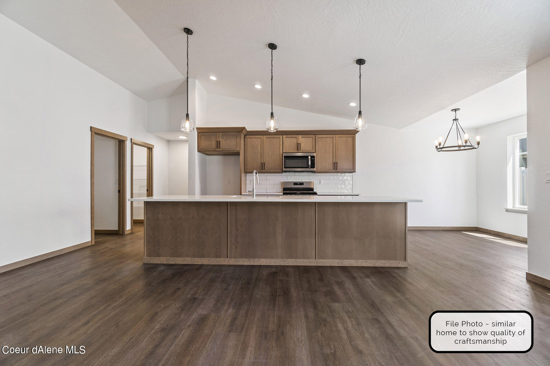 3 East Valley Street South Oldtown, ID 83822 - Photo 8 of 16 1739-R-sideload-1285