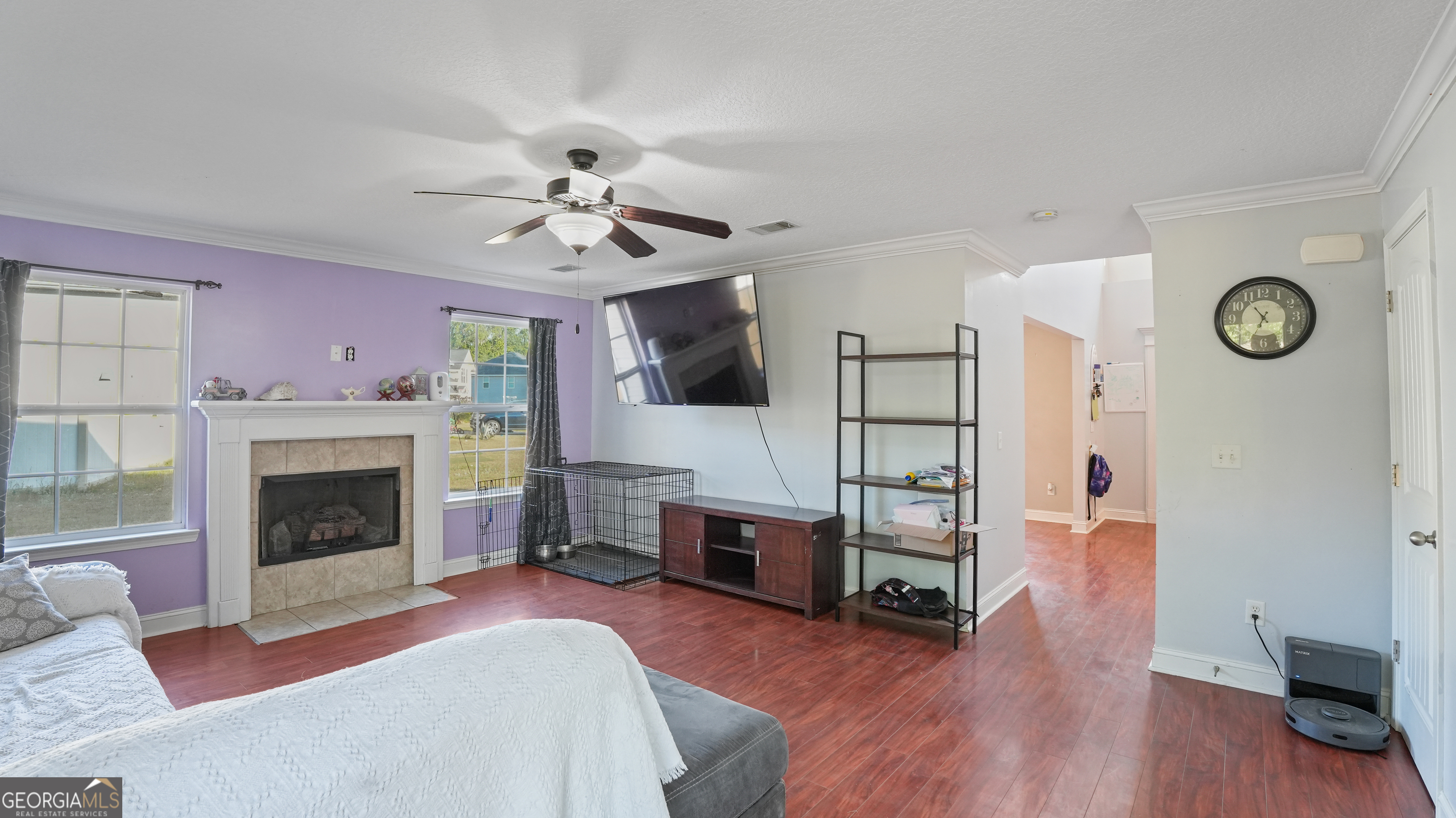 258 Nashview Trail Allenhurst, GA 31301 - Photo 14 of 40 a living room with furniture fireplace and flat screen tv