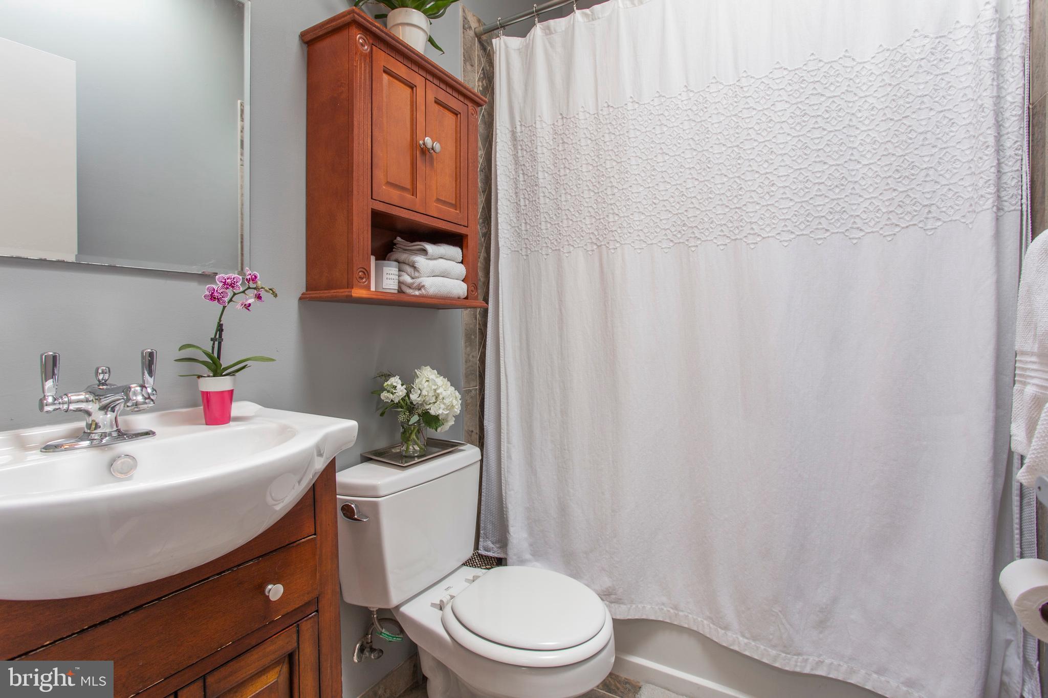 1818 Christian Street, Unit 3 Philadelphia, PA 19146 - Photo 18 of 30