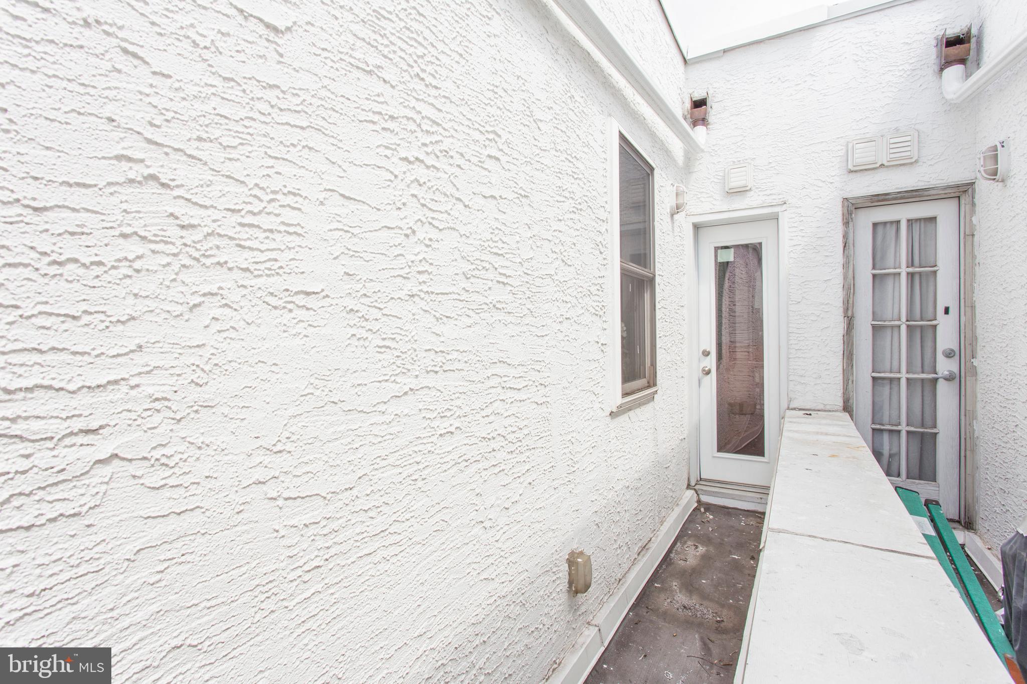 1818 Christian Street, Unit 3 Philadelphia, PA 19146 - Photo 23 of 30