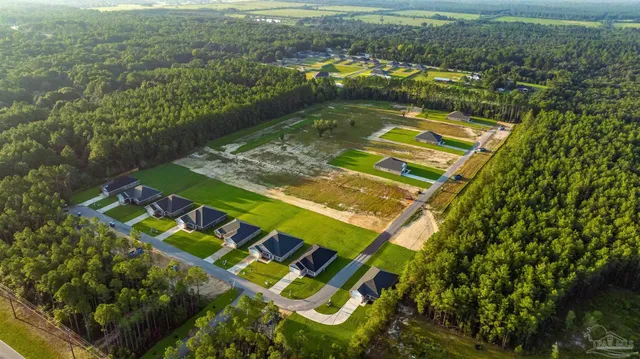 a view of an outdoor space