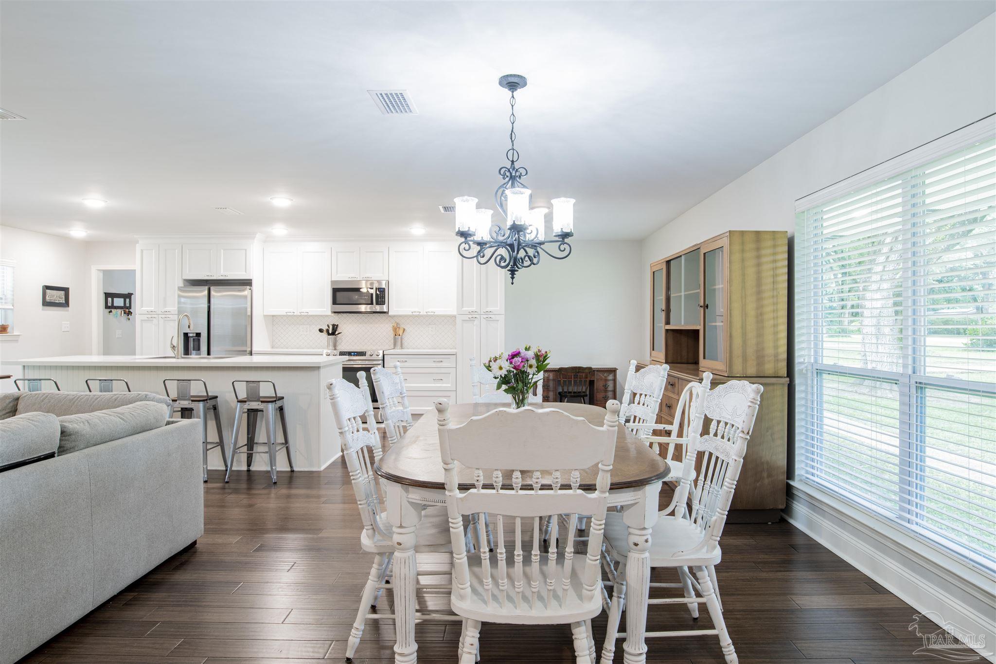 2289 Berrydale Road Pensacola, FL 32534 - Photo 6 of 30 Gallery Image 6
