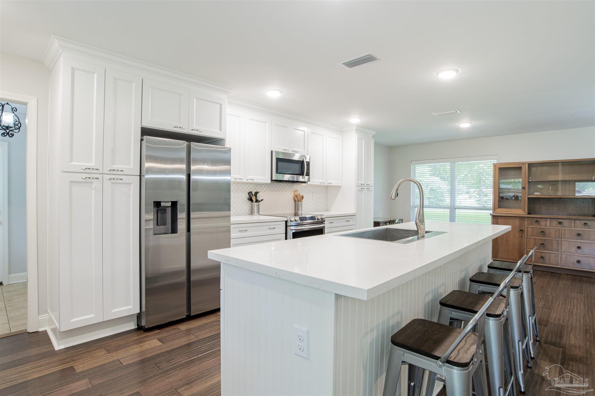 2289 Berrydale Road Pensacola, FL 32534 - Photo 8 of 30 Gallery Image 8