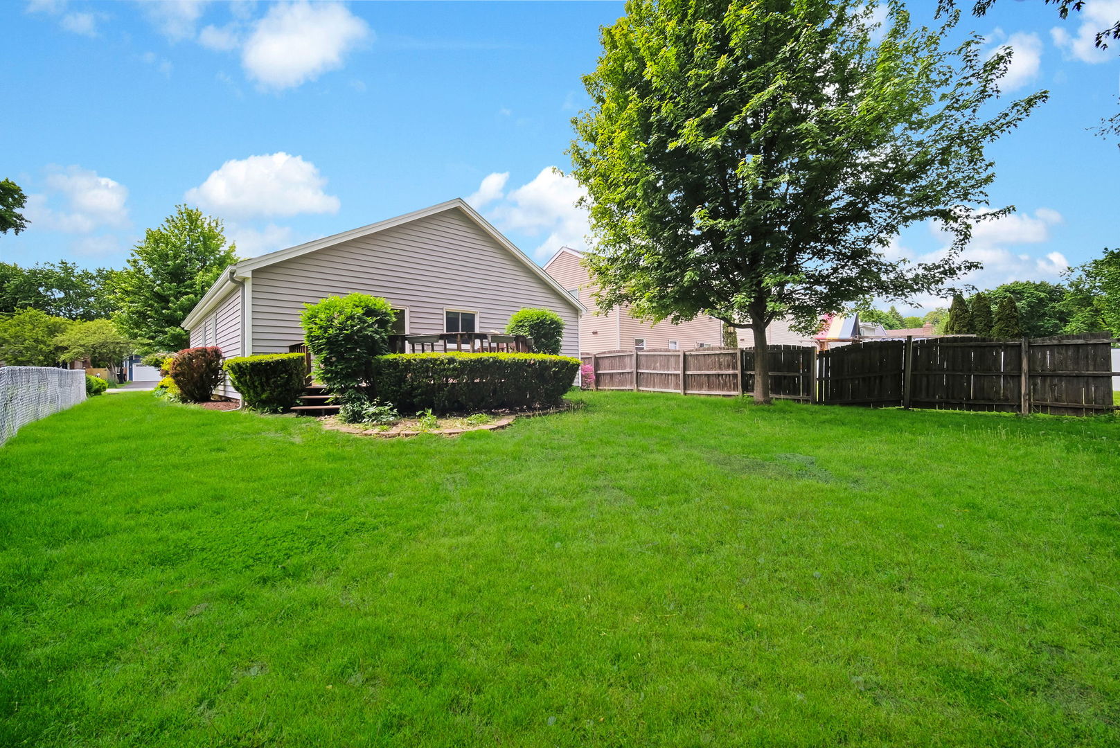 S075 Pleasant Hill Road Wheaton, IL 60187 - Photo 28 of 31