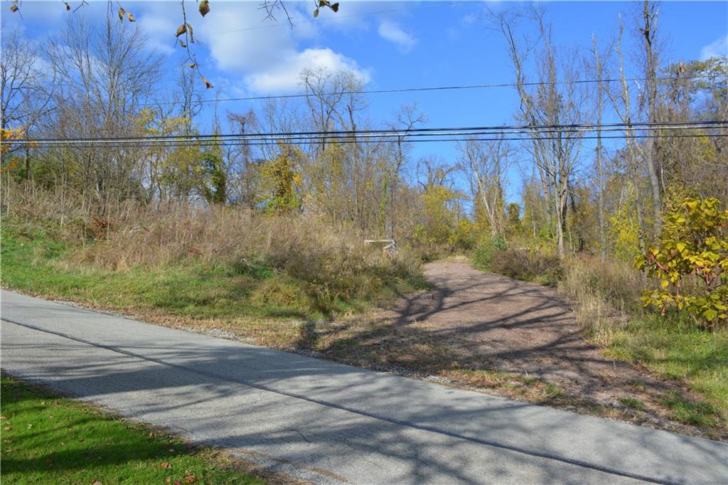 628 Martin Road Belle Vernon, PA 15012 - Photo 4 of 25 Gallery Image 4