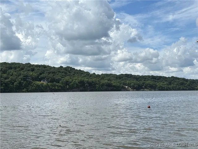 $116,000 | 218 Chipmunk Drive, Edwards, MO 65326