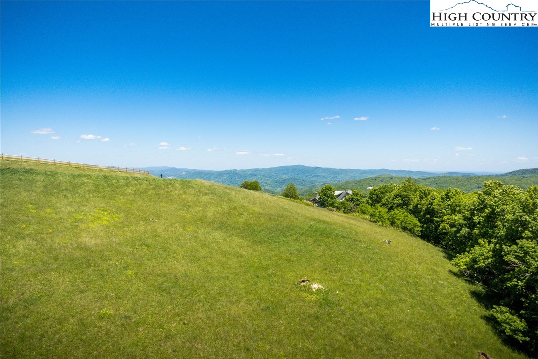 Site D Chappell Farm Road Banner Elk, NC 28604 - Photo 23 of 50 a view of an ocean from a yard