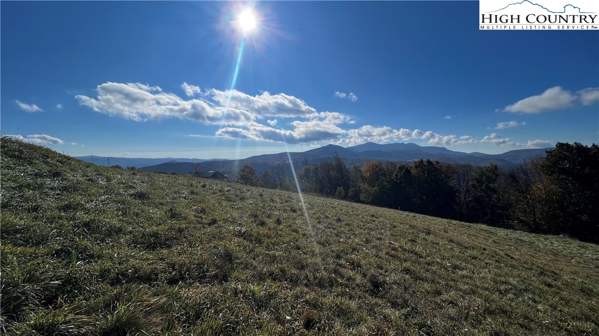 Site D Chappell Farm Road Banner Elk, NC 28604 - Photo 48 of 50 a view of a backyard of a house