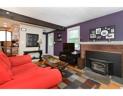 28 Southgate Road Franklin, MA 02038 - Photo 4 of 21 Gallery Image 4