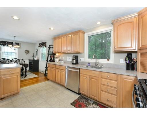 28 Southgate Road Franklin, MA 02038 - Photo 6 of 21 Gallery Image 6