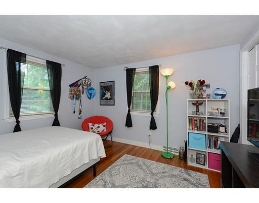 28 Southgate Road Franklin, MA 02038 - Photo 10 of 21 Gallery Image 10