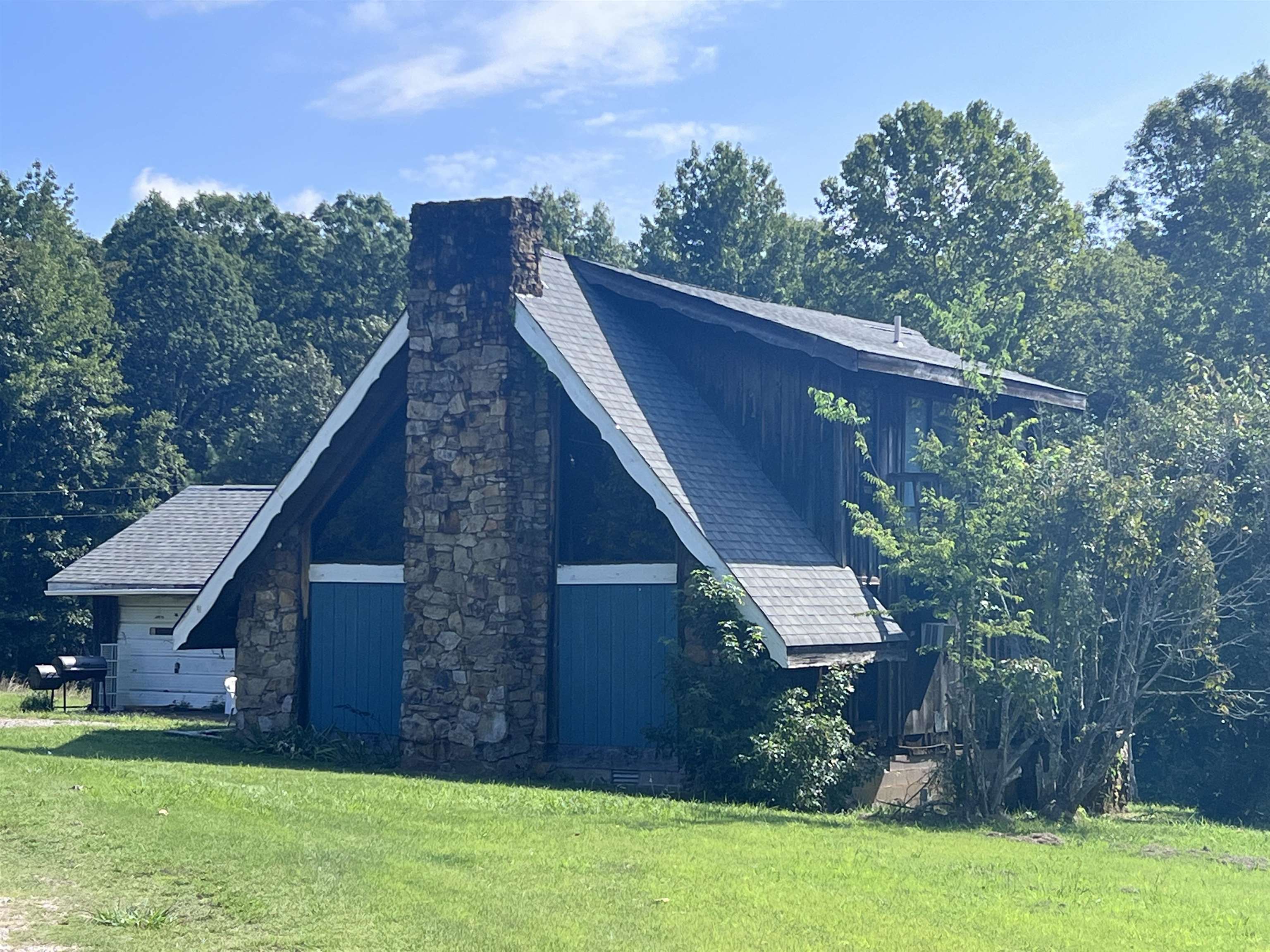 319 Pleasant Ridge Loop Adamsville, TN 38310 - Photo 6 of 19