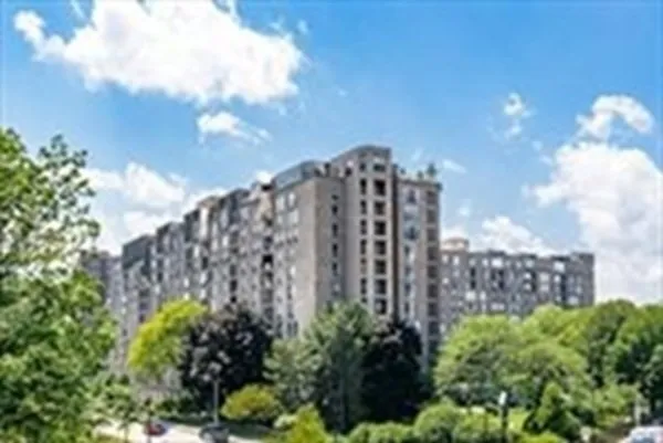 $2,500 | 44 Washington Street, Unit 514, Brookline, MA 02445