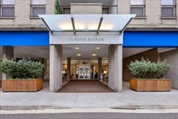 $2,500 | 44 Washington Street, Unit 514, Brookline, MA 02445