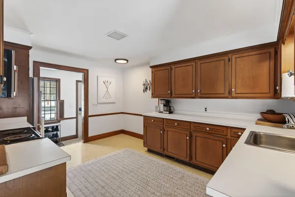 $900,000 | 295 Ferry Road, Saco, ME 04072