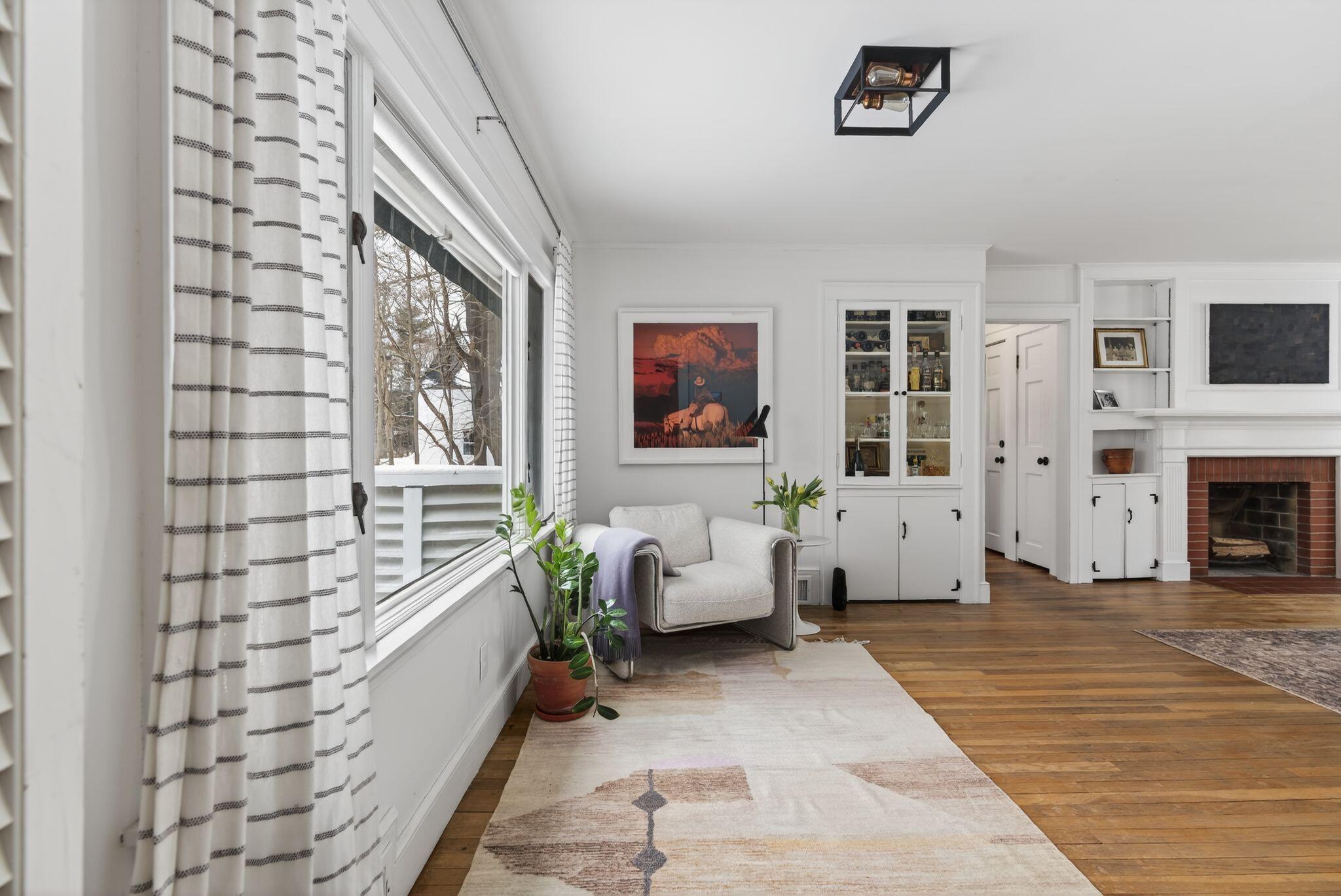 295 Ferry Road Saco, ME 04072 - Photo 26 of 47 Living / Dining