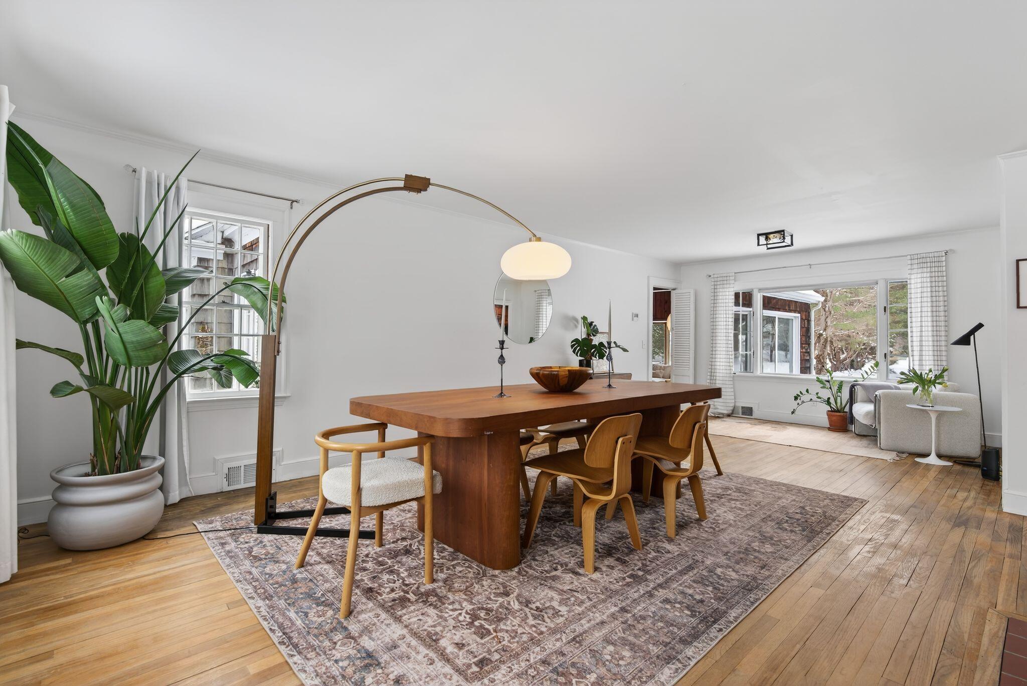 295 Ferry Road Saco, ME 04072 - Photo 30 of 47 Living / Dining