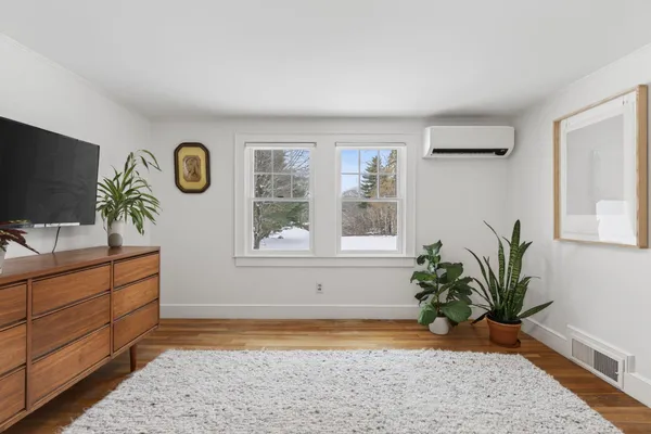 $900,000 | 295 Ferry Road, Saco, ME 04072