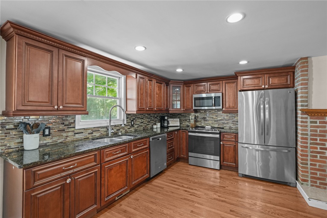 1345 Tarkiln Road Burrillville, RI 02830 - Photo 8 of 49