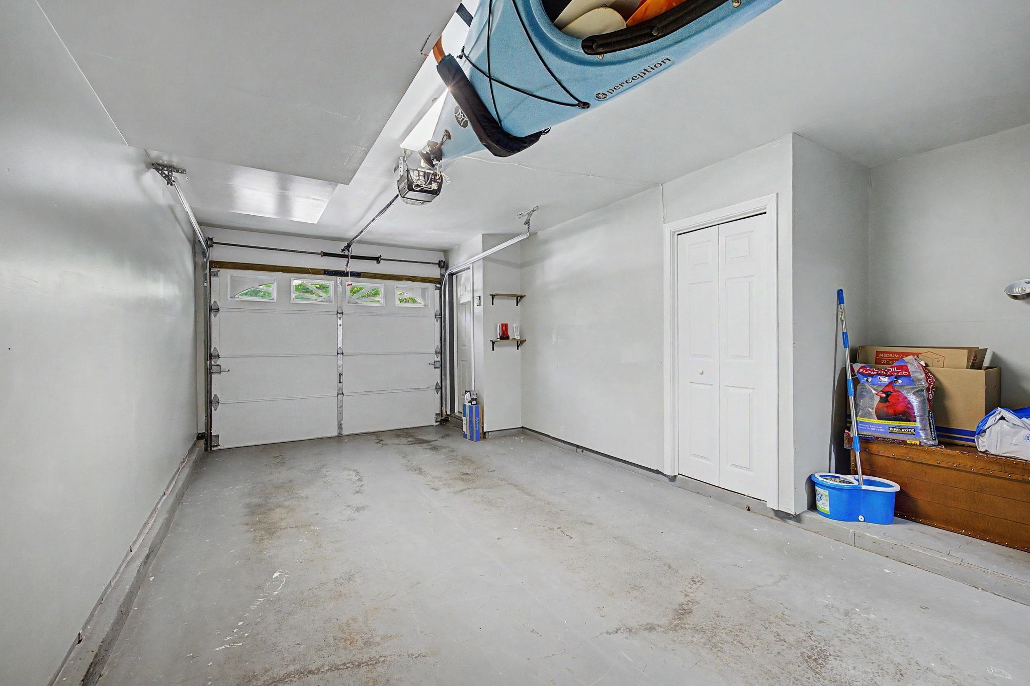 1029 South Mammoth Road, Unit 15 Manchester, NH 03109 - Photo 24 of 37