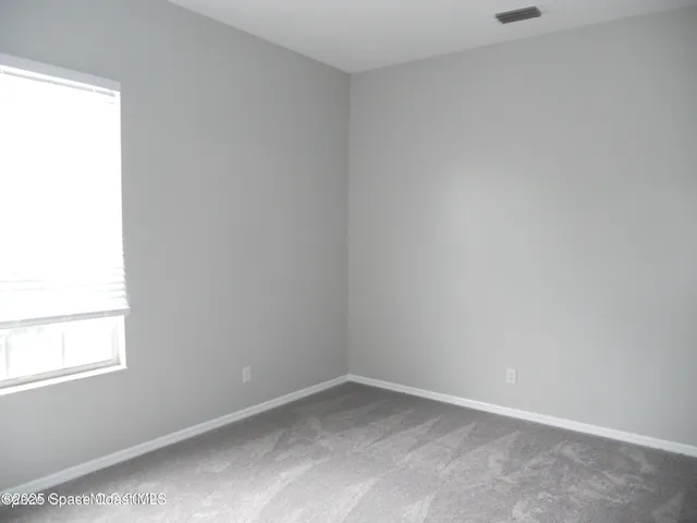 $3,400 | 432 Lake Victoria Circle, Melbourne, FL 32940