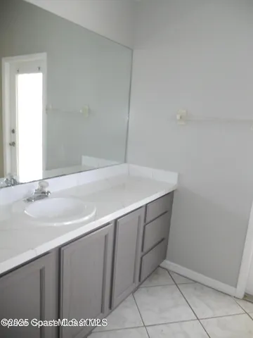 $3,400 | 432 Lake Victoria Circle, Melbourne, FL 32940