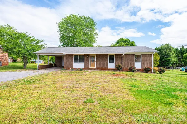 $215,000 | 3886 Clay Street, Claremont, NC 28610