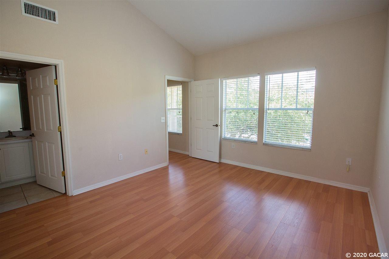 9158 Southwest 51st Road, Unit J302 Gainesville, FL 32608 - Photo 15 of 30
