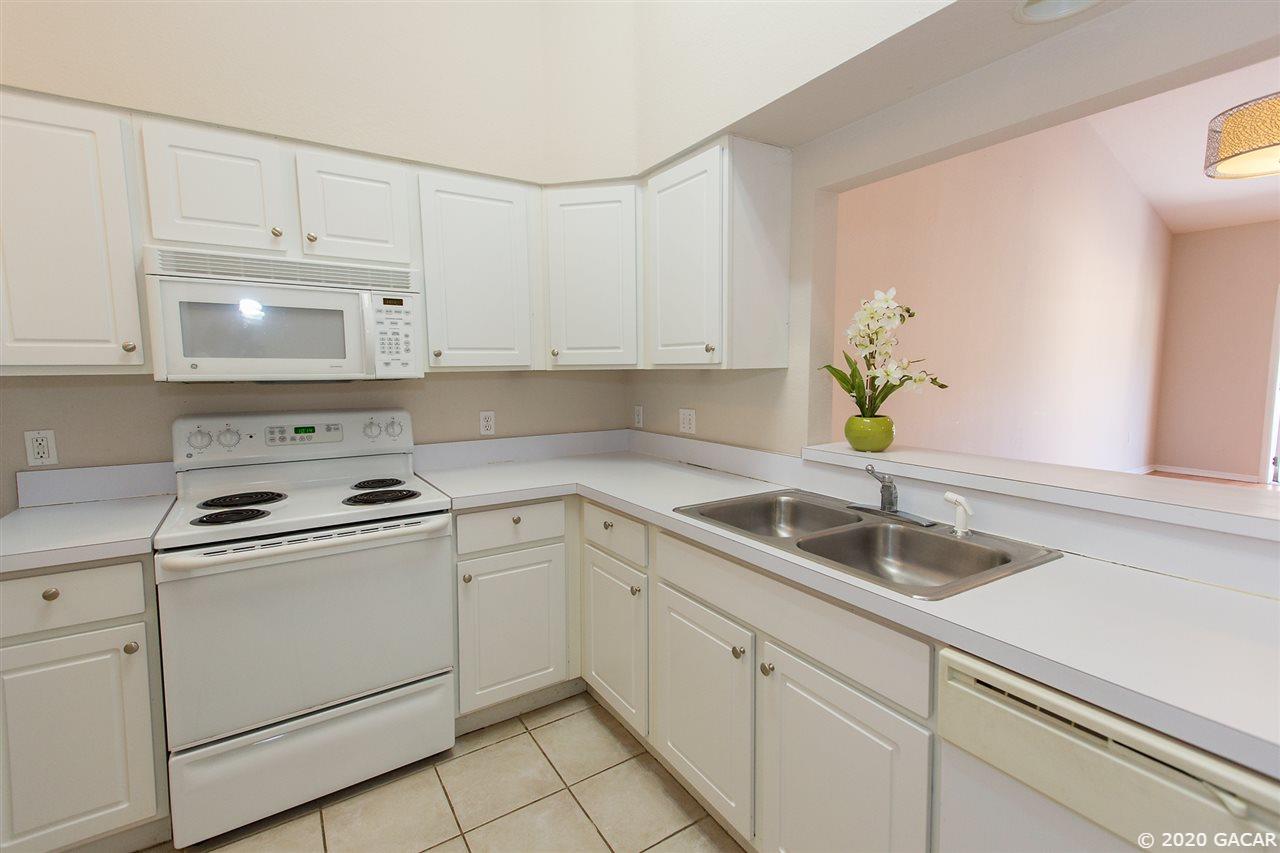 9158 Southwest 51st Road, Unit J302 Gainesville, FL 32608 - Photo 8 of 30