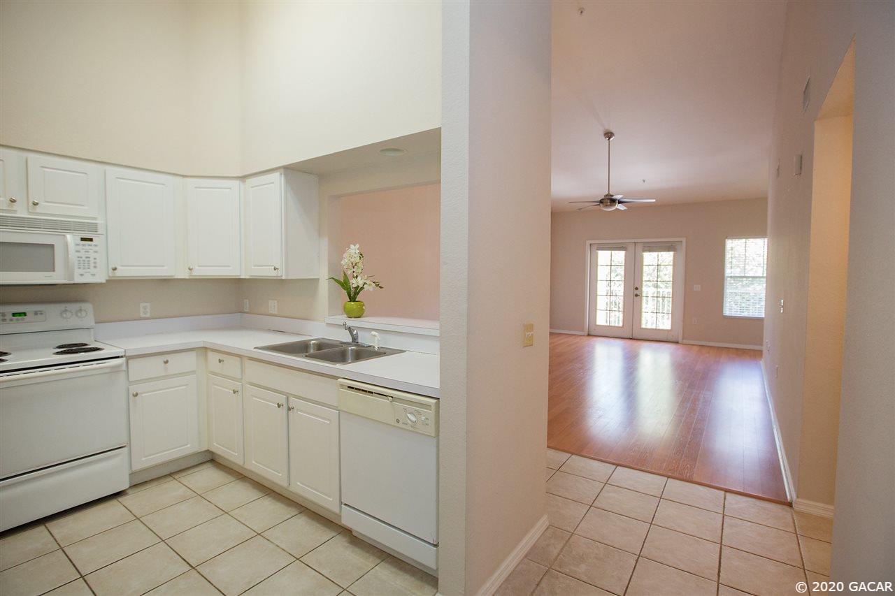 9158 Southwest 51st Road, Unit J302 Gainesville, FL 32608 - Photo 9 of 30