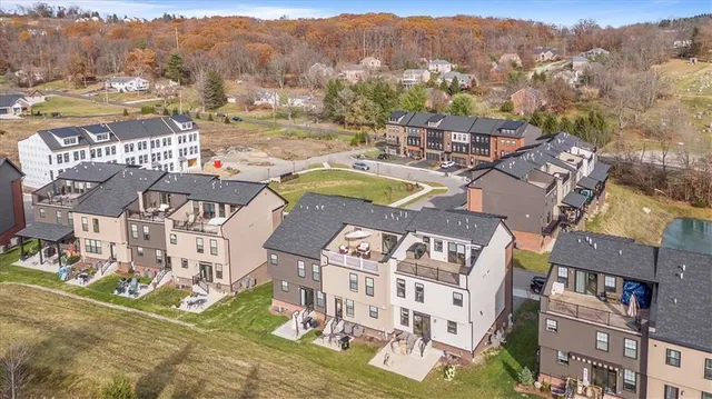 $3,200 | 202 Kousa Lane, Venetia, PA 15367