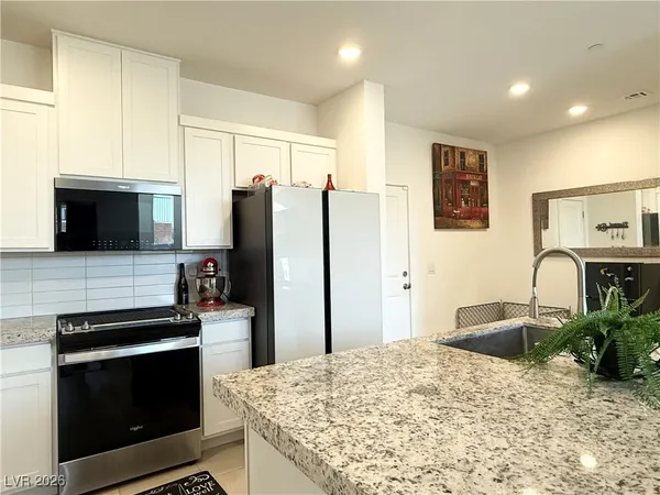 $2,250 | 206 Freeport Vw Place, Henderson, NV 89011