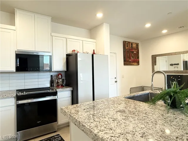 $2,250 | 206 Freeport Vw Place, Henderson, NV 89011