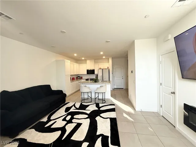 $2,250 | 206 Freeport Vw Place, Henderson, NV 89011