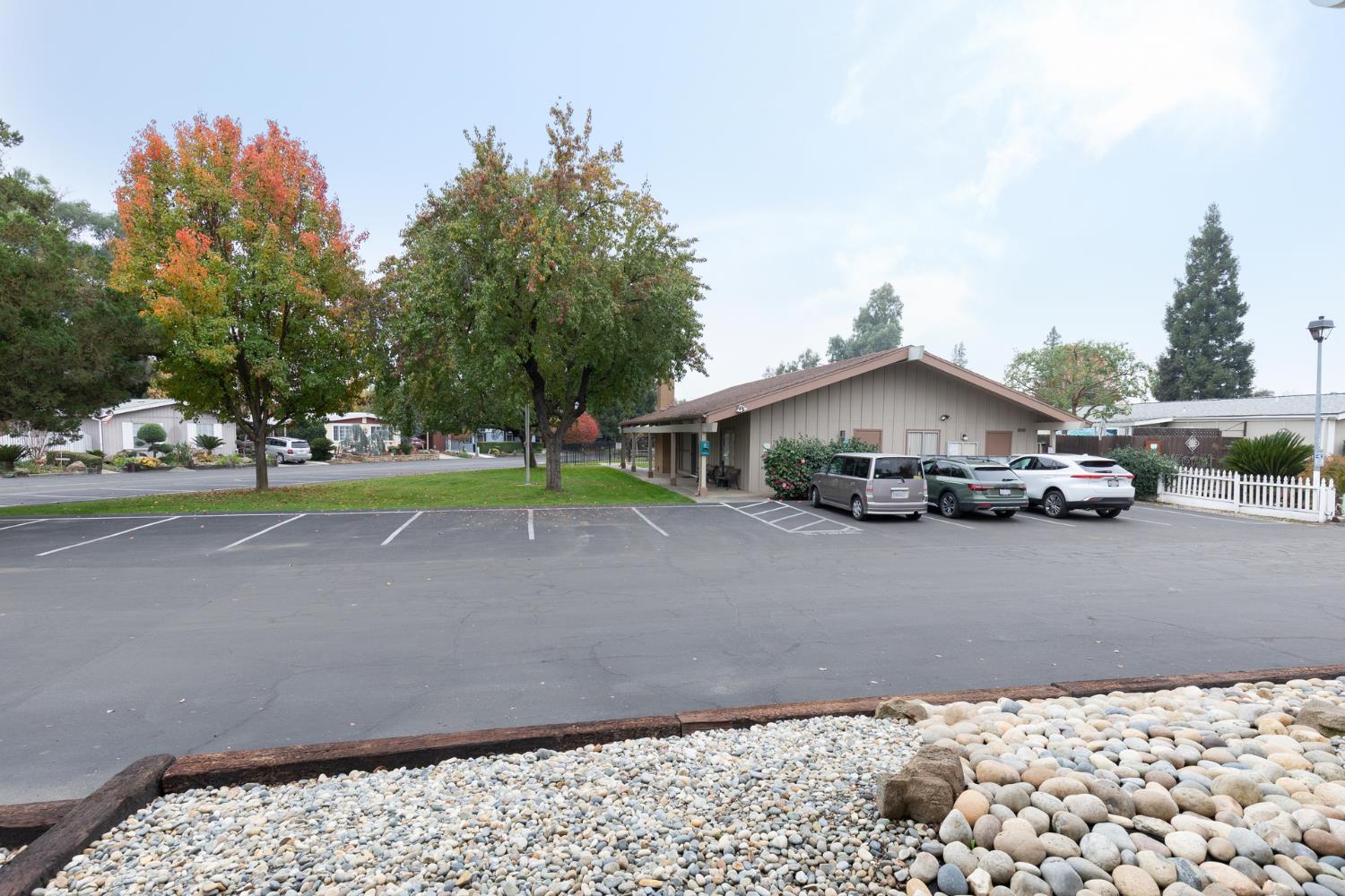 8701 Highway 41, Unit 3 Fresno, CA 93720 - Photo 2 of 56