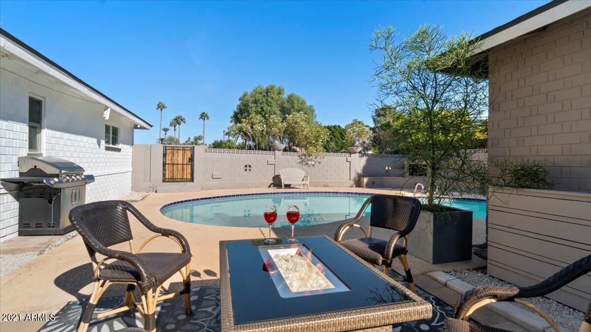 1801 East Bethany Home Road Phoenix, AZ 85016 - Photo 27 of 38 25-Pool Area