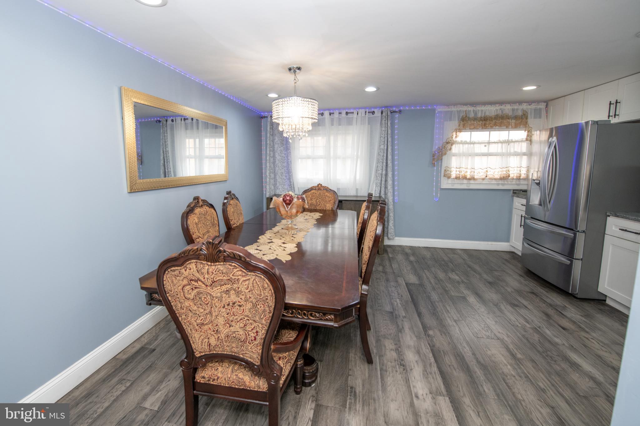 2849 Welsh Road Philadelphia, PA 19152 - Photo 10 of 36 Elegant dining space with modern charm.