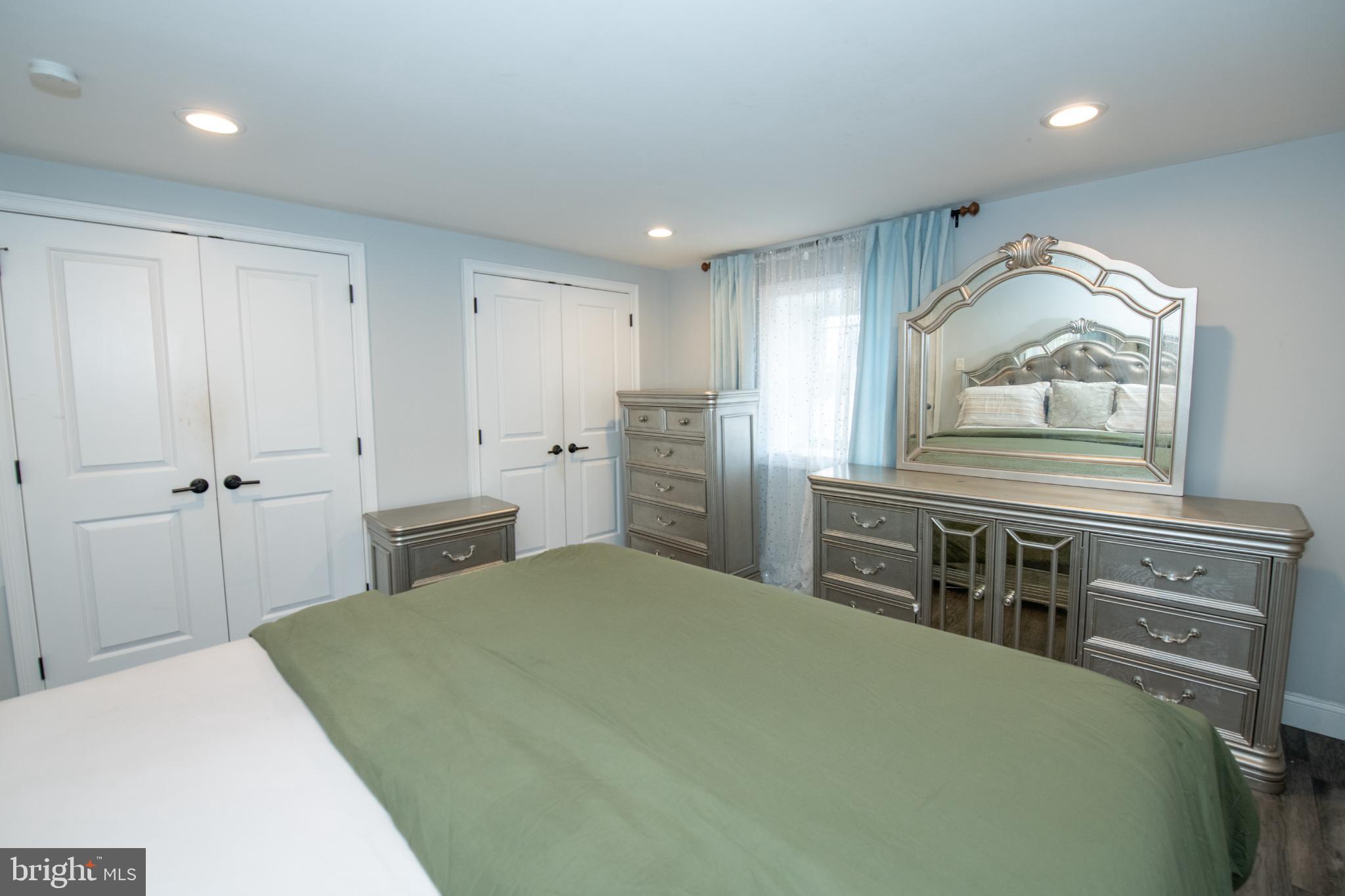 2849 Welsh Road Philadelphia, PA 19152 - Photo 13 of 36 Elegant Primary bedroom with multiple closets