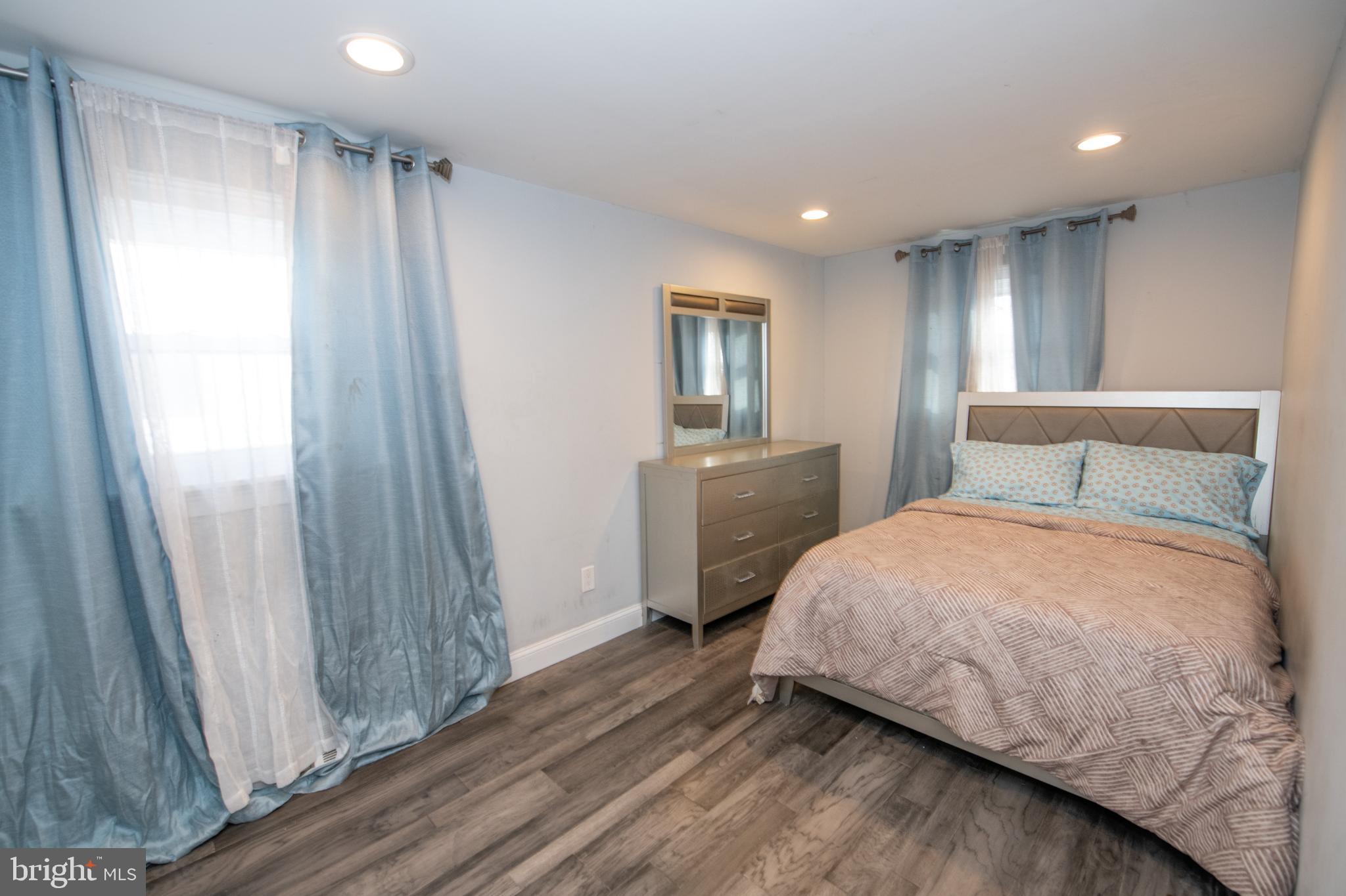 2849 Welsh Road Philadelphia, PA 19152 - Photo 17 of 36 Cozy 2nd bedroom with serene color palette.