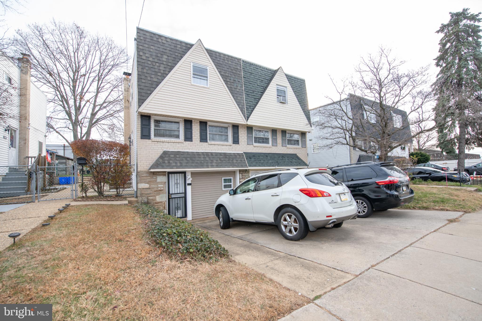 2849 Welsh Road Philadelphia, PA 19152 - Photo 2 of 36 Charming multi-level home with perfect location.