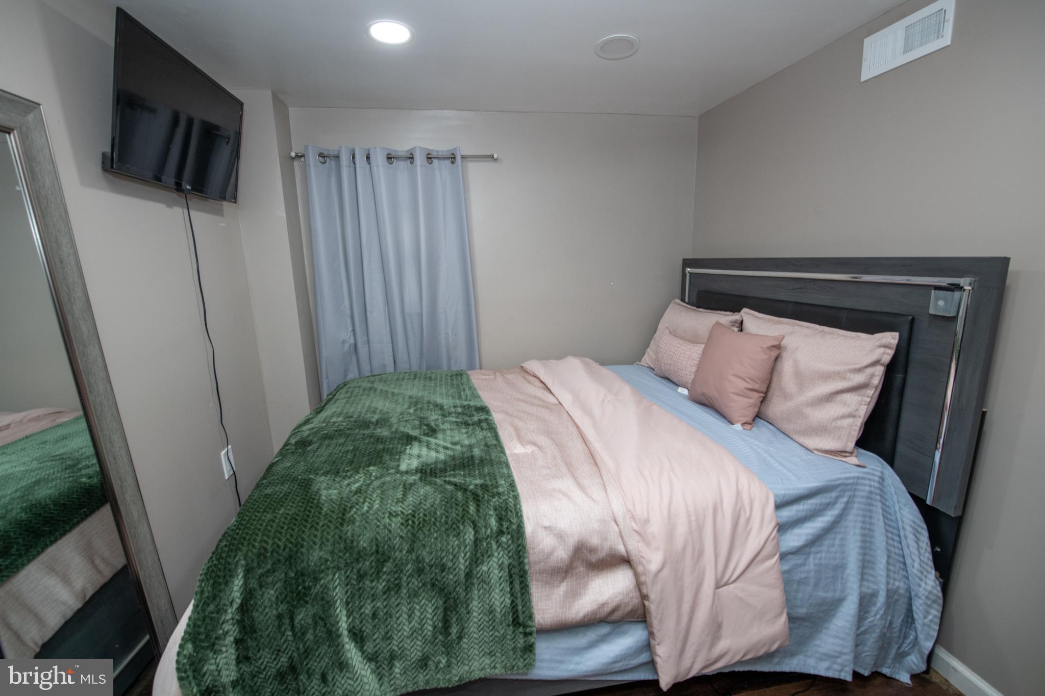 2849 Welsh Road Philadelphia, PA 19152 - Photo 30 of 36 Cozy Retreat 4th Bedroom with soft color palette