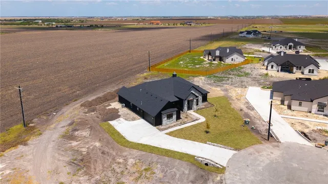 $775,000 | 1526 Mariposa Ranch Drive, Corpus Christi, TX 78415